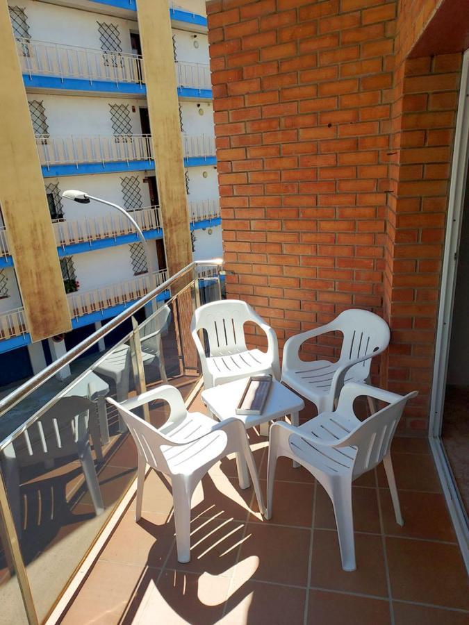 One-Bedroom Apartment,1237715818:JPEG