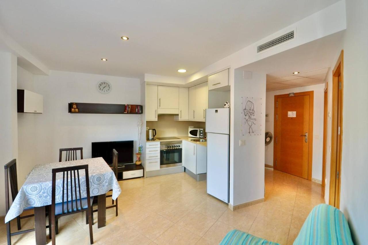 One-Bedroom Apartment,1124794341:JPEG