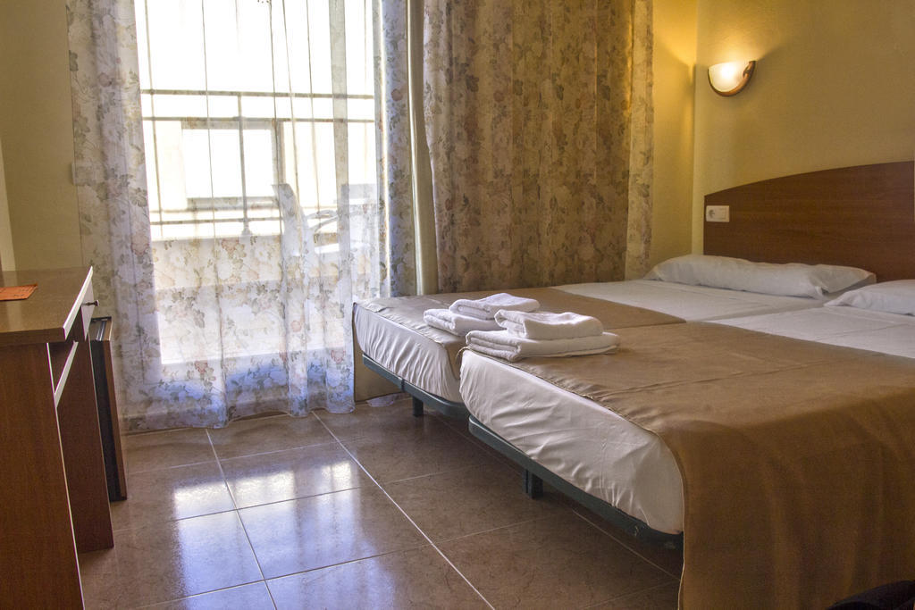 Double or Twin Room,116637637:JPEG