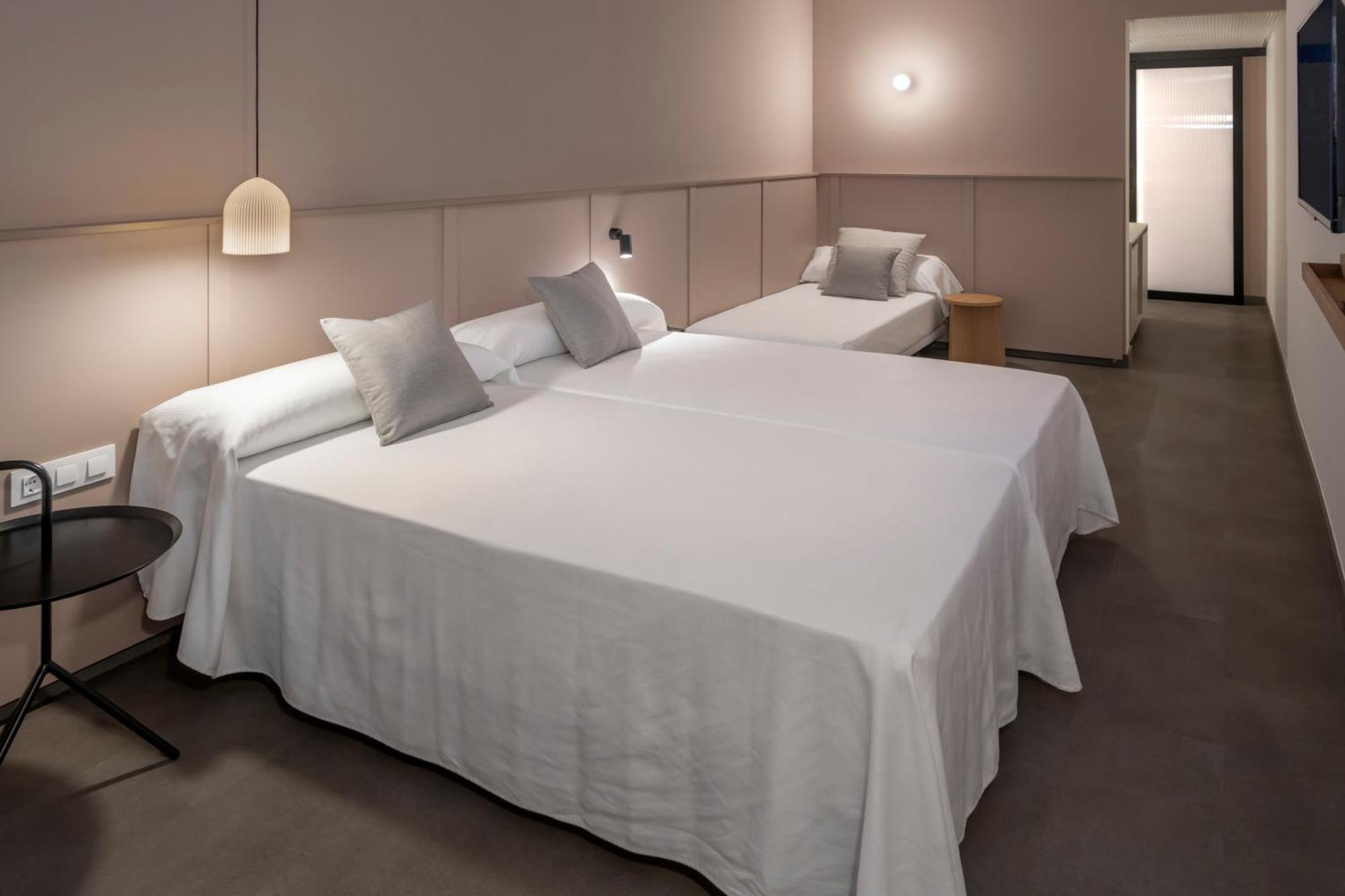 Double or Twin Room extra bed City View