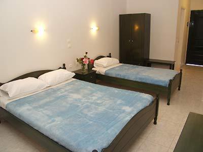 Tweepersoonskamer met 1 tweepersoonsbed of 2 aparte bedden en lounge