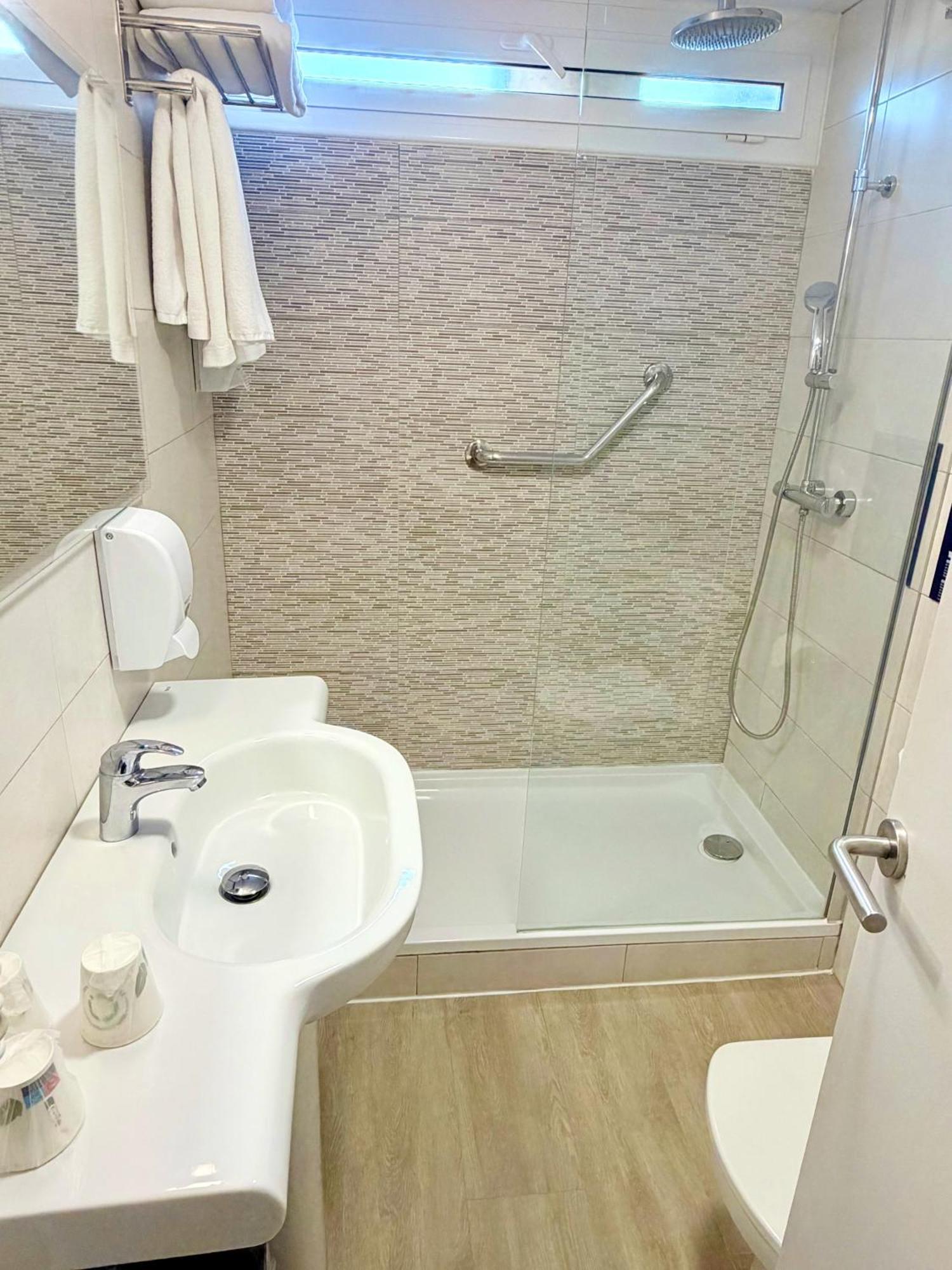 Plus Double Room,1765811339:JPEG
