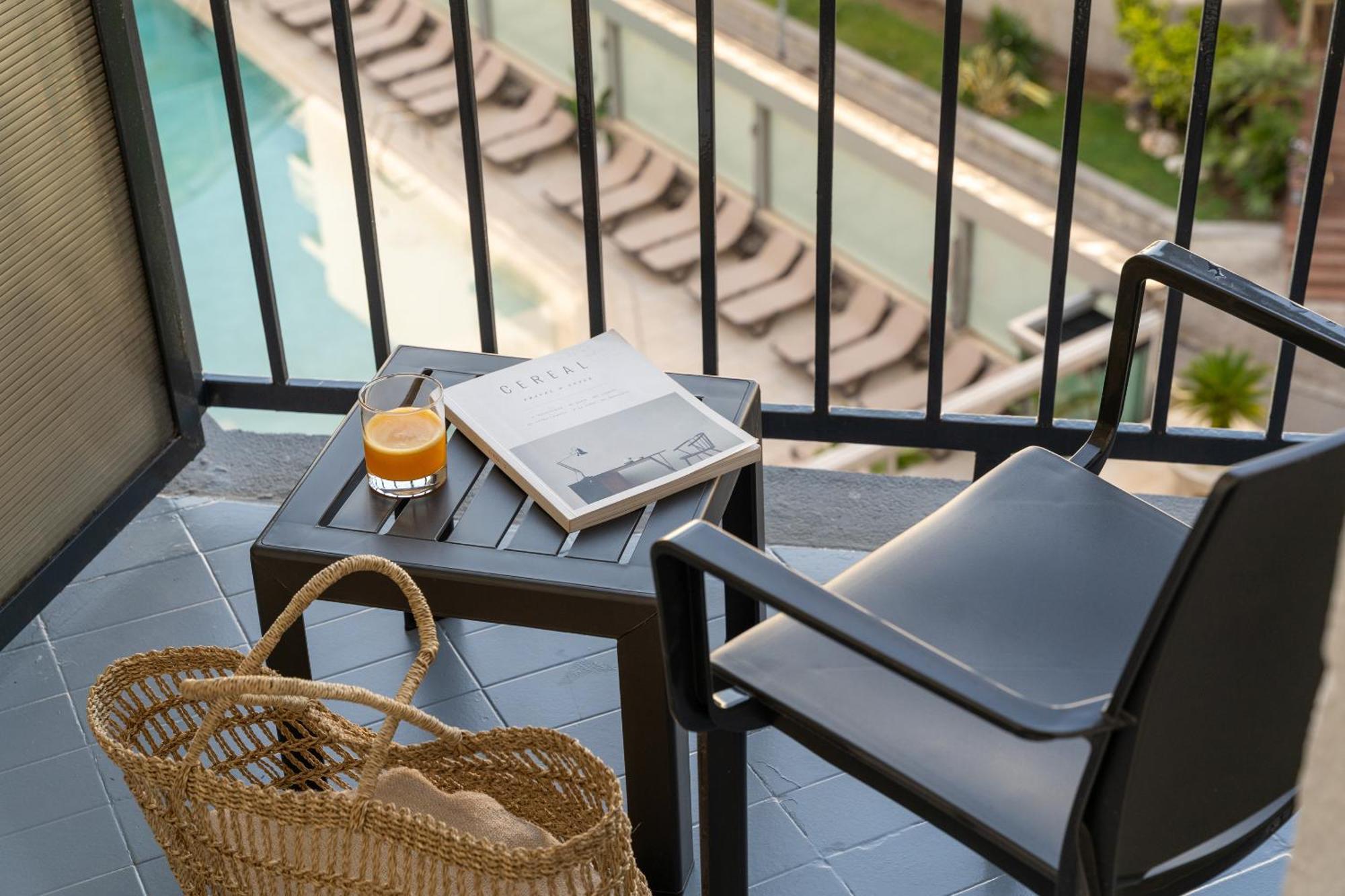 Double or Twin Room Pool View
