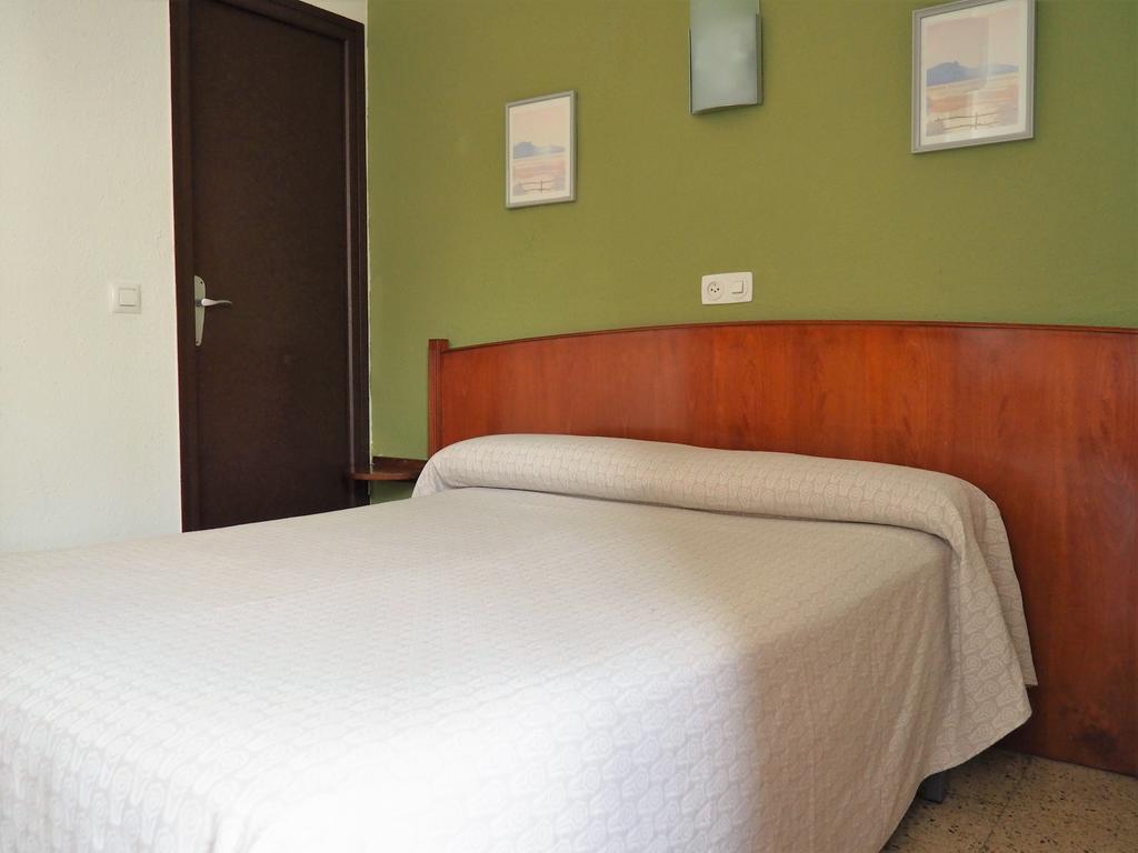 Interior Economy Double or Twin Room