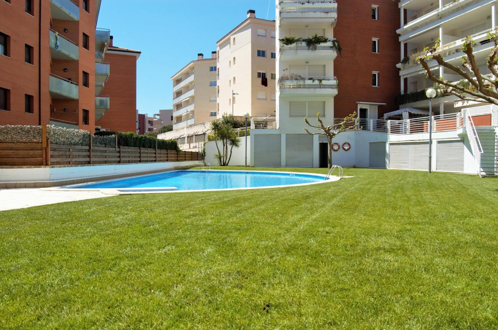 One-Bedroom Apartment,393465255:JPEG