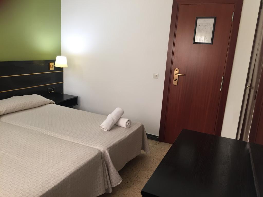 Interior Economy Double or Twin Room