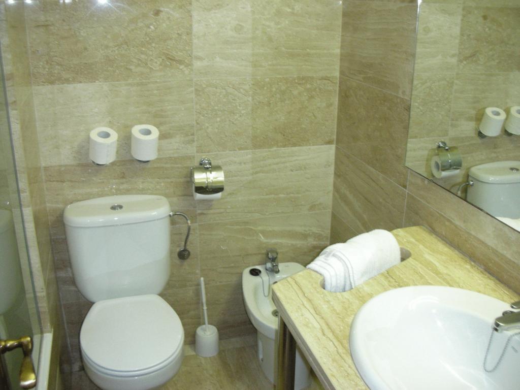 Triple Room,466270884:JPEG