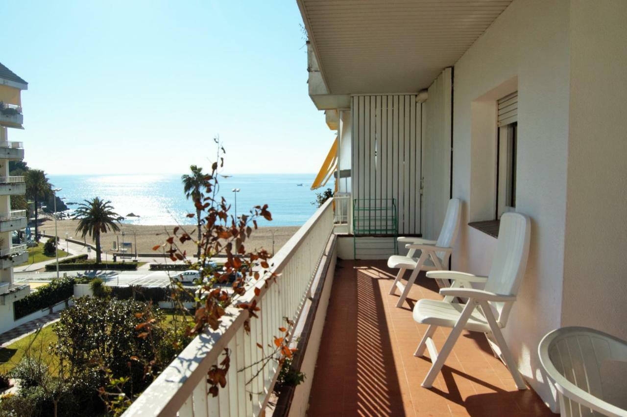 Two-Bedroom Apartment,778180341:JPEG