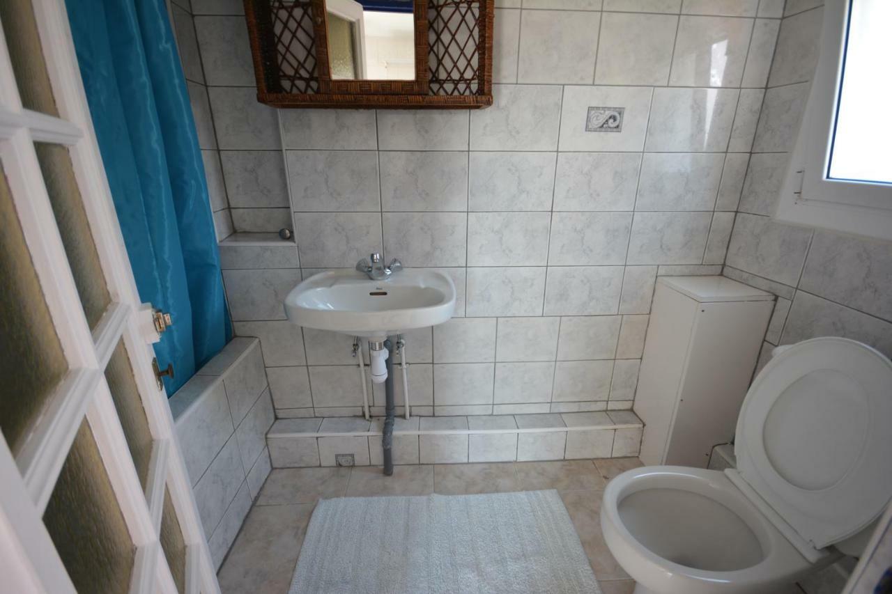 Studio Apartment with Sea View
