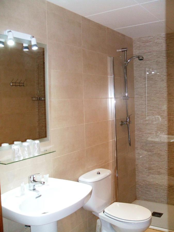 Triple Room,1200529639:JPEG