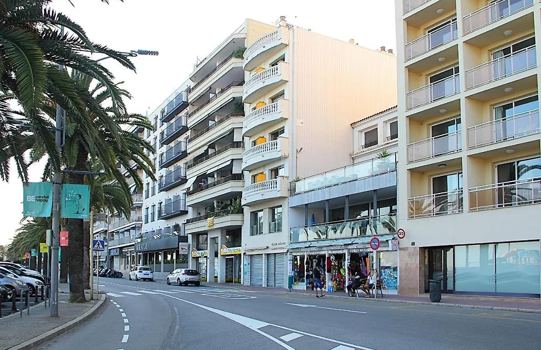 Apartaments Nàutic-1
