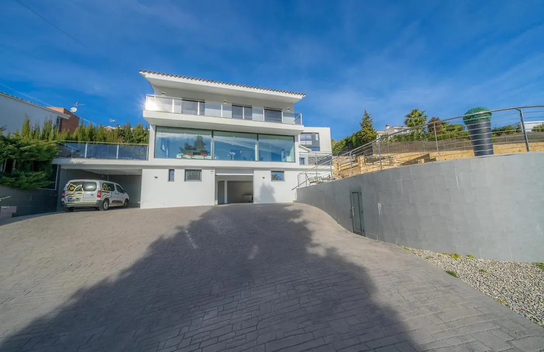 Sunset Lux House - Ideal Familias En Zona Residencial & Aircon-1
