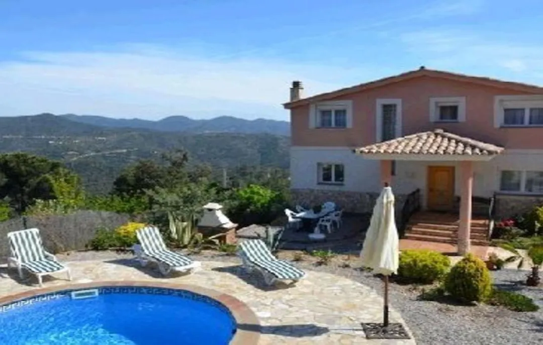 Villa - 5 Bedrooms With Pool And Wifi Young People Group Not Allowed - 04022-1