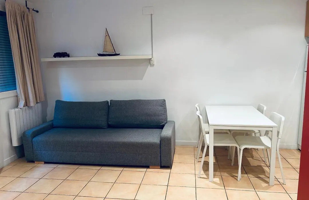 Centrico Apartamento A 150 Metros De La Playa. Parking*-1