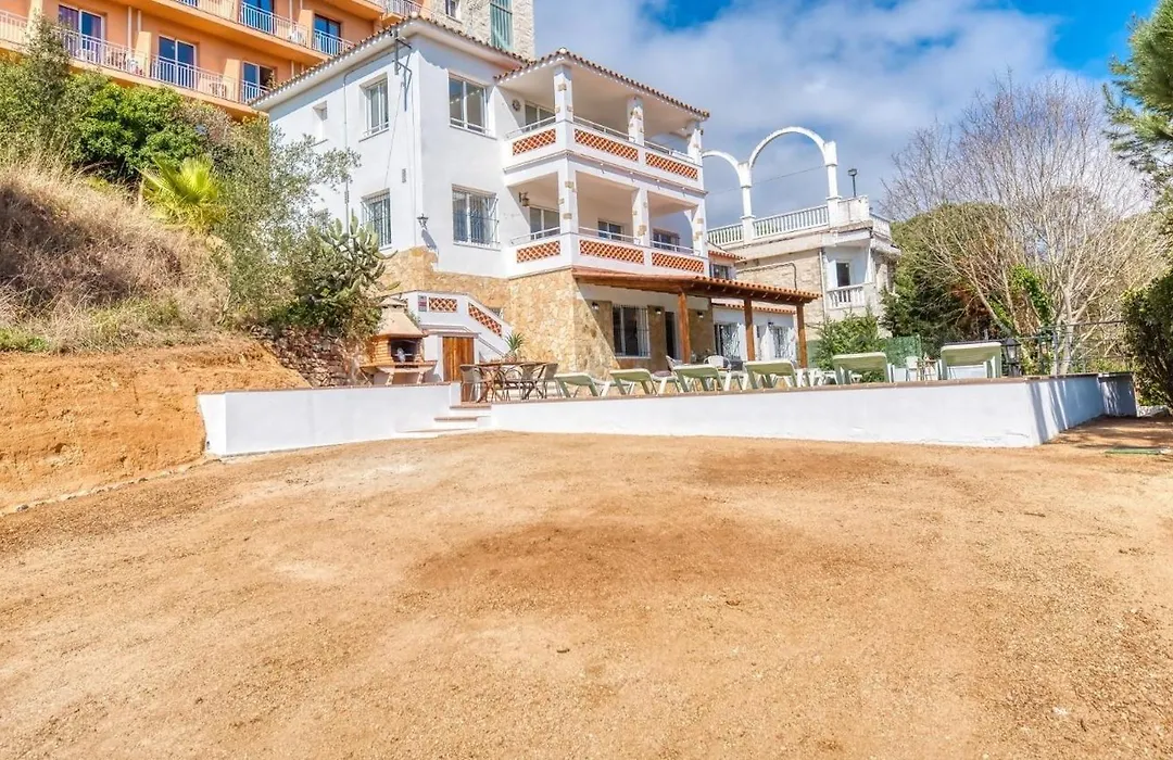 Costacabana - Villa Pilar-1