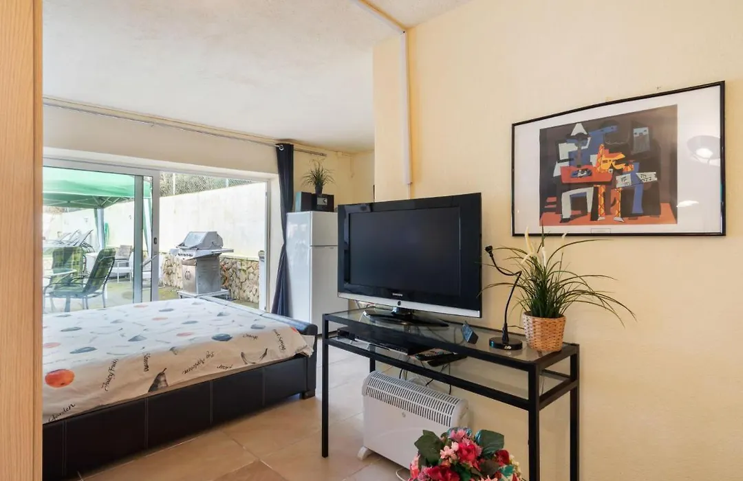Cosy Holiday Home In Lloret De Mar With Swimming Pool-1