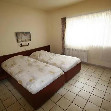 Villa Ines Upper Part Sleeps 4 With Pool, Seaview, Wifi And Streamingservices-3