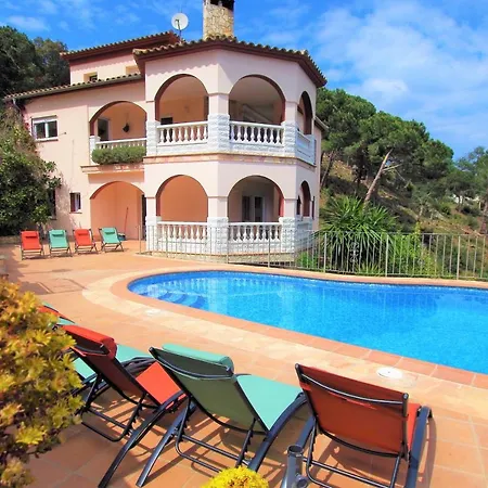 -Tancat- V&V Lloret- Villa Christine-2