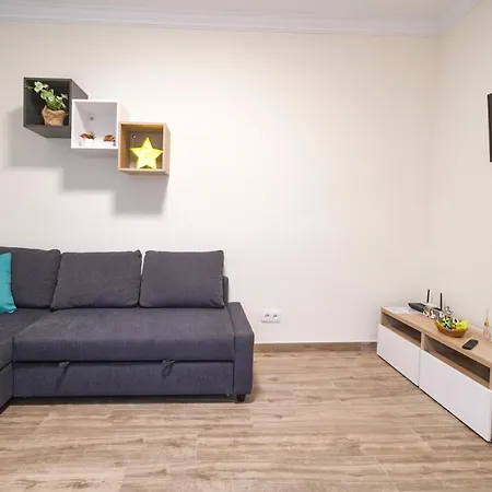 Apartamento De Diseno Equipado Centrico Moderno-2