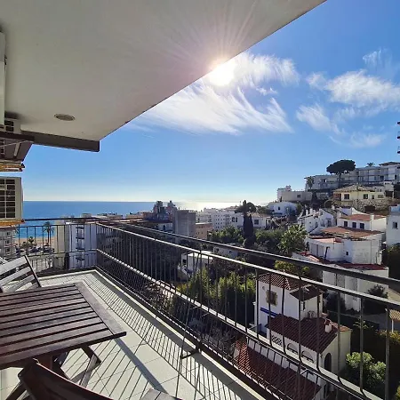Apartament Pau Casals, 2 Min Walk From The Sea & Sea View-3
