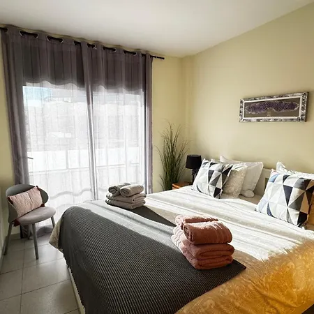 Relax Apartamento Playa Fenals-3