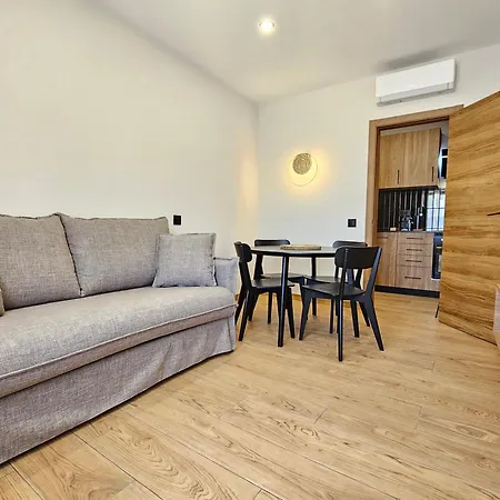 Lagom Apartments New, 5 Min Walk From The Sea-3