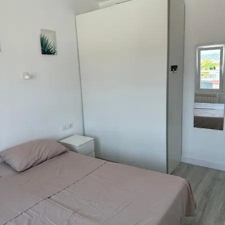 White Apartment-3