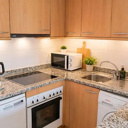 Apartament Sol Y Mar-2 Min To Fenals Beach-Balcony-2
