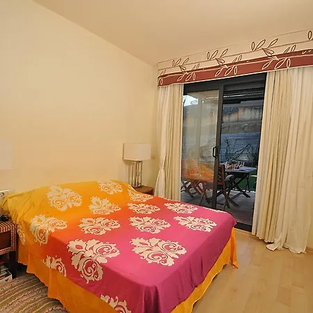 Apartment Santa Marta-3