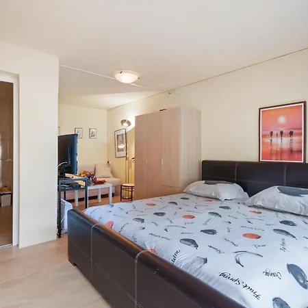 Cosy Holiday Home In Lloret De Mar With Swimming Pool-2