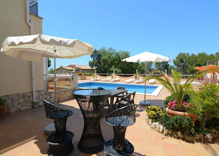 Club Villamar - La Roche Lloret de Mar